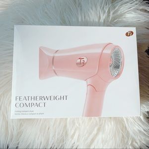 T3 Featherweight Compact Folding Hair Dryer